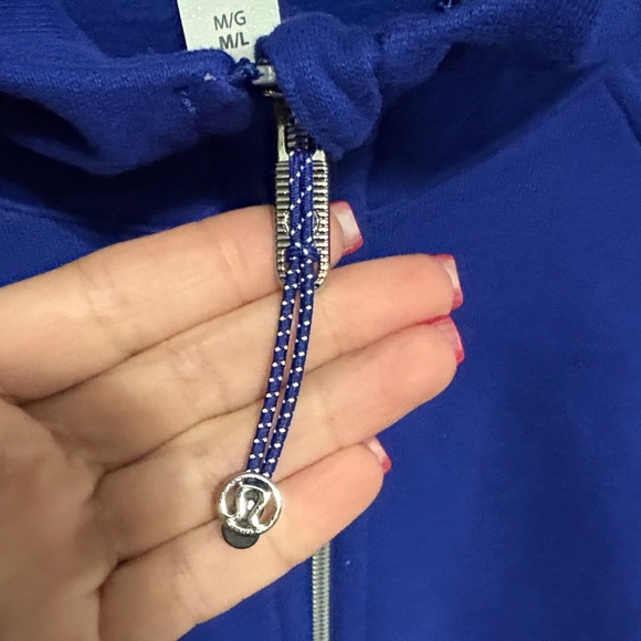 Lululemon Scuba Oversized Full zip Hoodie - Picture 4 of 9